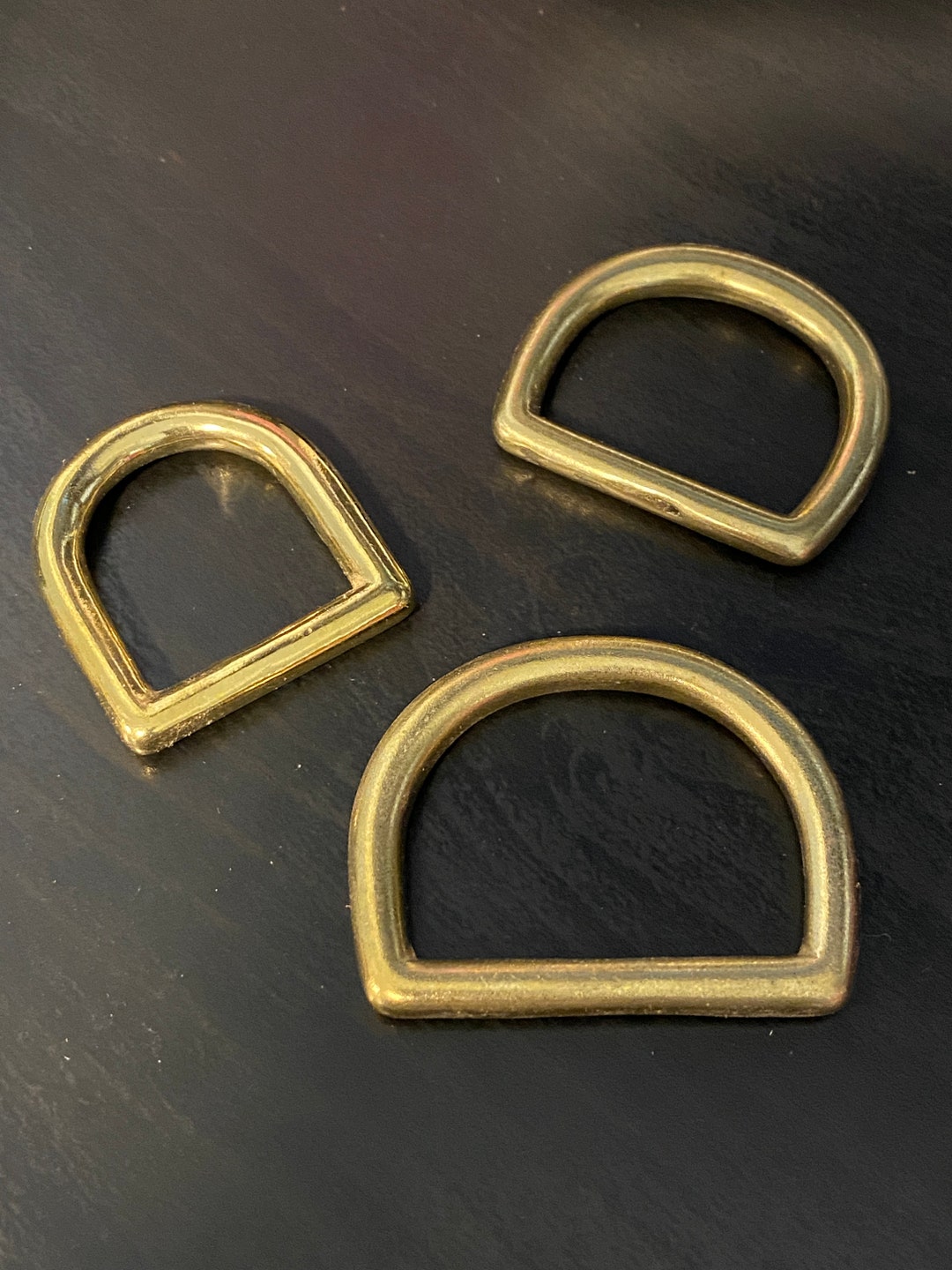 Color D Rings Antique Gold Colored D-rings - Solid D-ring 1