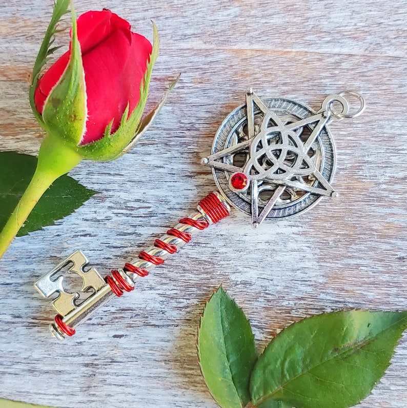 Pentacle Key Pendant / Wiccan Jewelry / Pagan Jewelry Crimson