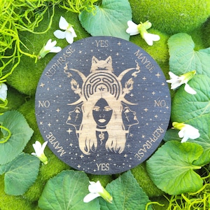 Hekate Wood Pendulum Board / Laser Engraved Wood Altar Tile / Pagan Gift / Hecate Divination Tool / Scrying / Dowsing / Triple Moon Goddess
