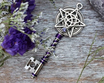 Pentacle Key Pendant / Wiccan Jewelry / Pagan Jewelry