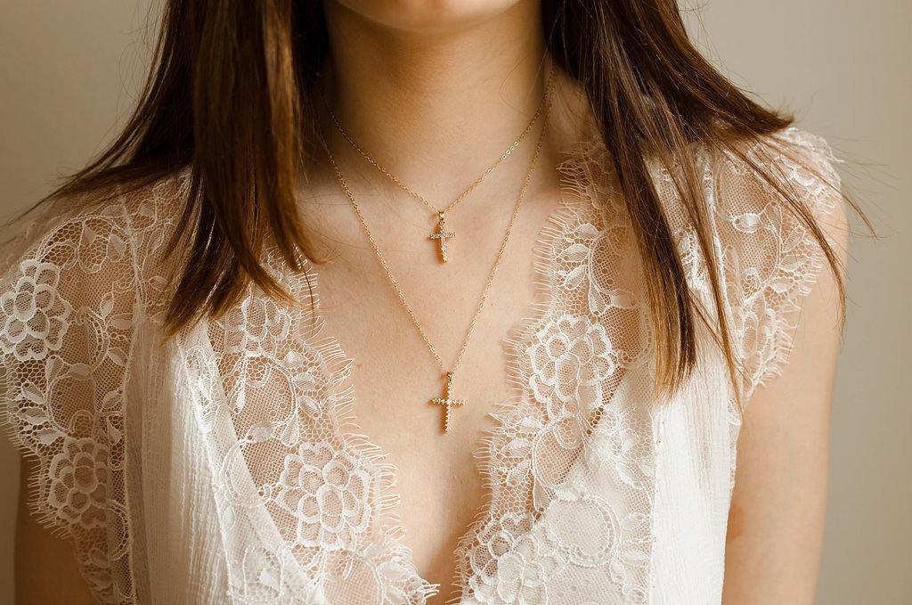 Khloe kardashian cross necklace sale