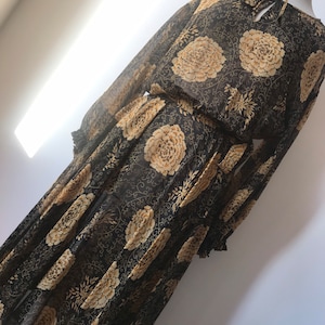 Vintage 70’s Chiffon Disco Tea Dress / Chrysanthemum Floral Petal print / Salted Caramel Mocha / Size S - M / SEE VIDEO!