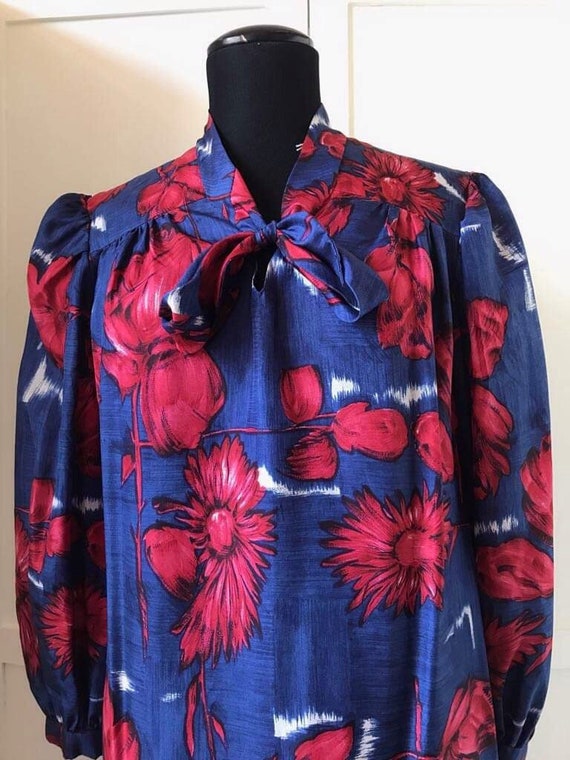 Vintage late 70s 80's Italian Red & Blue Silk Shi… - image 1