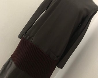 Vestido túnica de lana de cuero vintage de los años 60 y 70 / Detalle de punto acanalado abstracto futurista / Moca chocolate cacao Talla XS-S / ¡VER VIDEO!