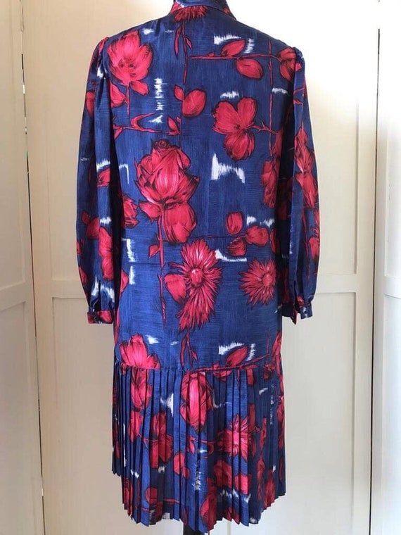 Vintage late 70s 80's Italian Red & Blue Silk Shi… - image 3