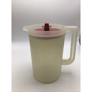 Vintage Tupperware 2 Qt Pitcher 1676 Sheer With Push Button 3