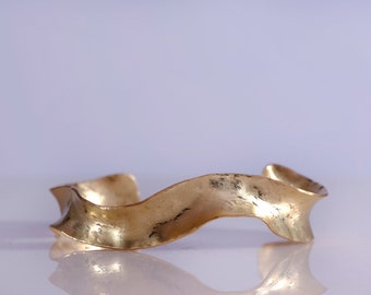 Wave cuff bracelet in 14K gold filled, hand-forged