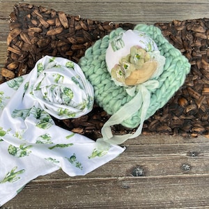 Baby Wrap Set For Photo Shoot Neutral Soft Baby Swaddle Blanket Set For Baby Girl Mini Blanket Wrap Floral Bonnet Set Photography Props NB