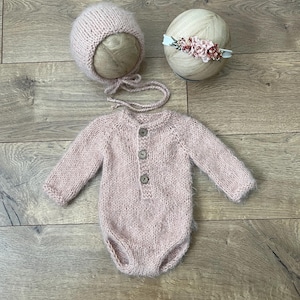 Newborn Girl Photography Outfit  Baby Romper Bonnet Set  Baby Shower Gift Infant Girl Romper & Bonnet Set Newborn Photography Prop Tie Back