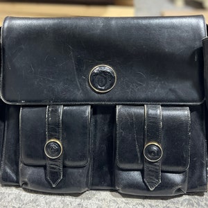 Gianni Versace schwarze Leder Damen Umhängetasche Geldbörse