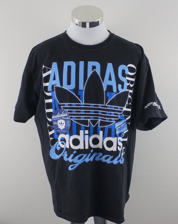 t shirt adidas foot locker