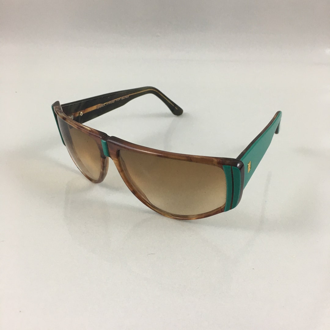 1980’s Ultra Italy Angular Sunglasses by Enrca Massei, Model Ariana, Italy Vintage Ultra Italy Angular Sunglasses by Enrca Massei  main image 3