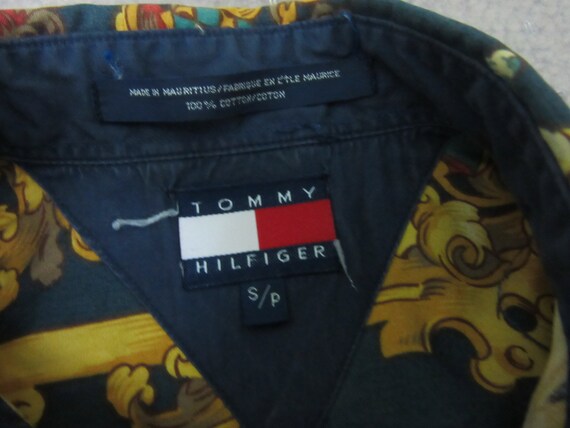 VTG 90s Tommy Hilfiger Knights All Over Print But… - image 3