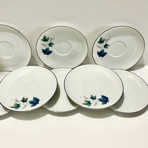 EN VENTA Noritake VINTAGE 618 Lote de 8 platillos Vajilla con sello posterior RC En perfecto estado