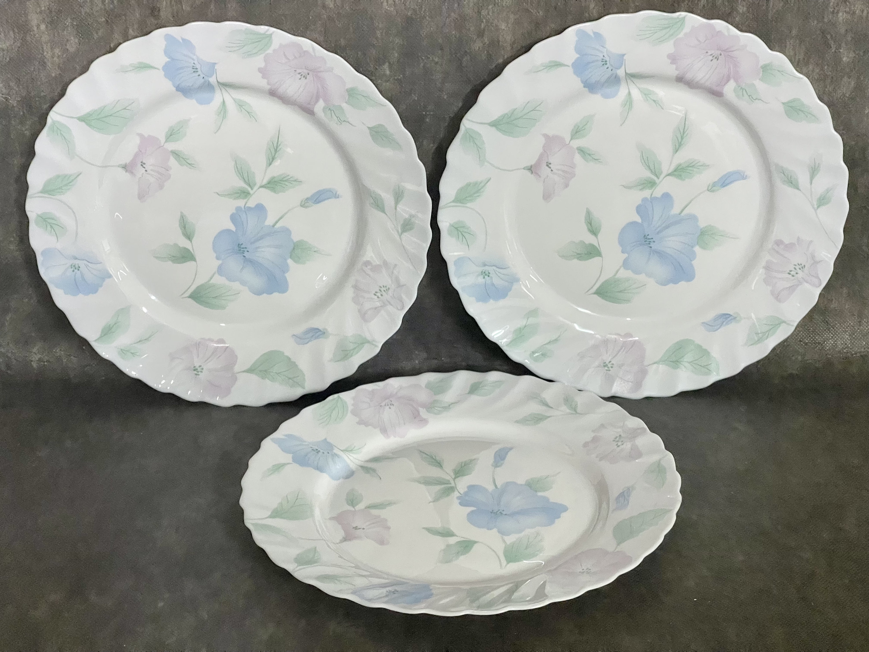 Set of 3 Arcopal CHLOE Dinner Plates Pastel Pink and Blue Flowers