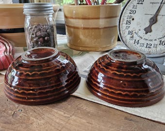Vintage Pair of Marcrest Brown Stoneware Bowls with Daisy and Dot Pattern, Daisy Dot Brown Pottery Bowls, Western Stoneware Cereal Bowls