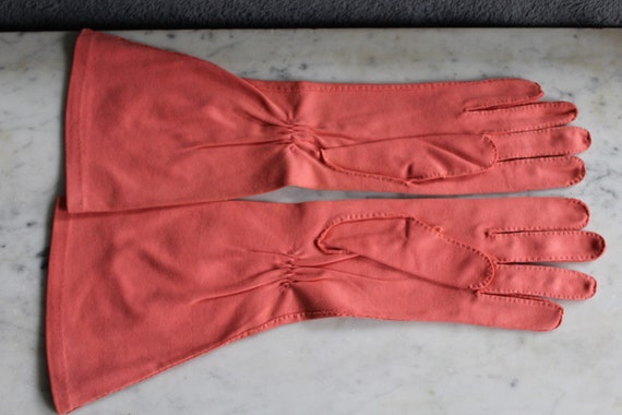Vintage Coral Gloves, Size 7 1/2 Wear Right Long … - image 6