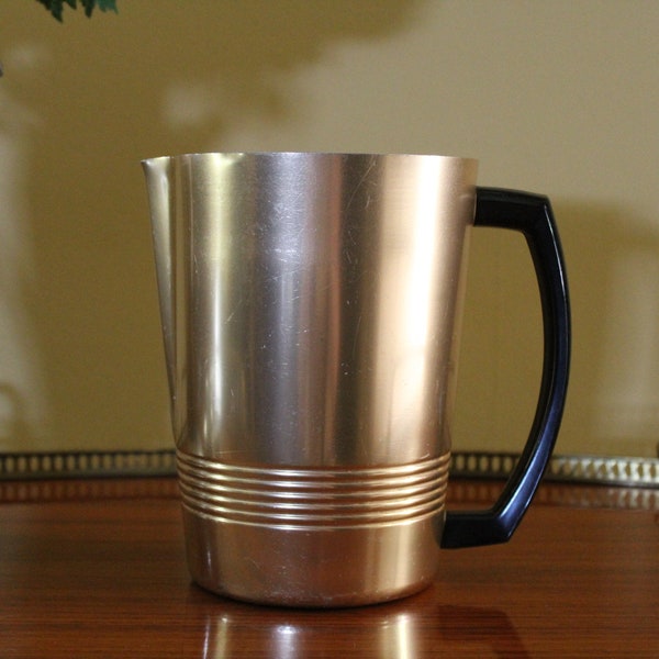 Midcentury Gold Aluminum Pitcher, Retro Gold Metal Pitcher, Cocktail Pitcher, MCM Barware, Iced Tea Pitcher for Your 1950s Kitchen