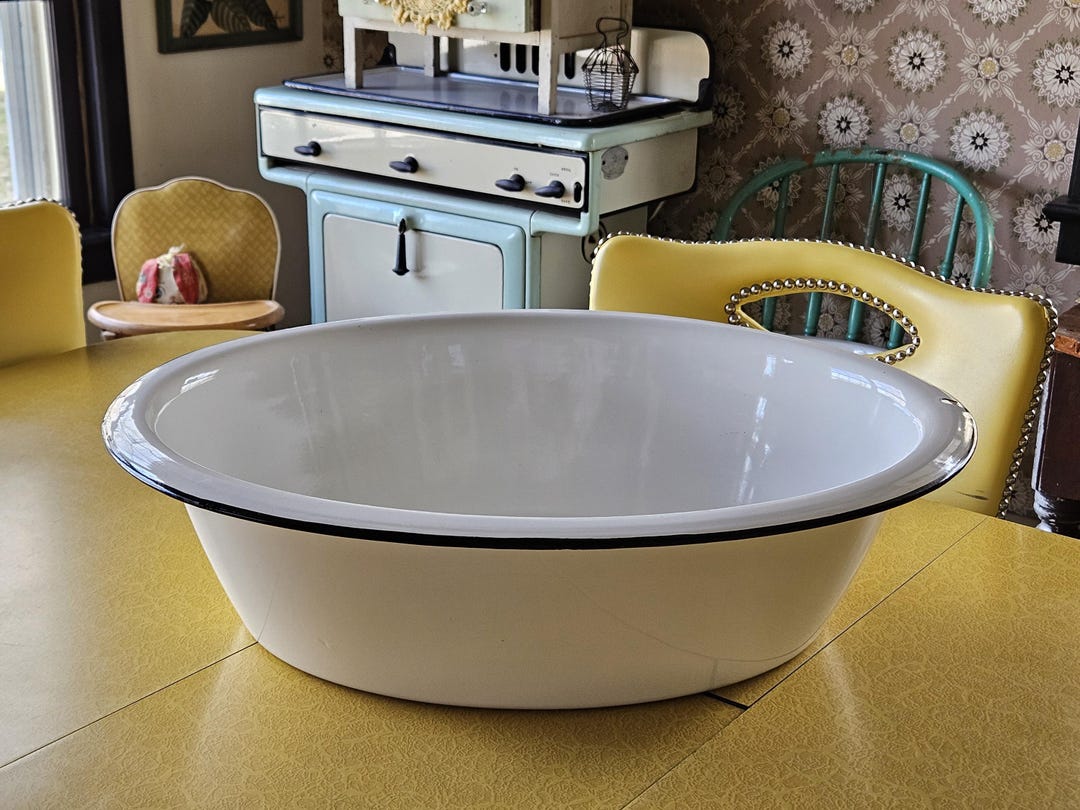 Vintage Large 22" Enamelware Washtub With Label, White With Black ...