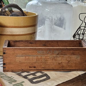 Vintage Cheese Box, Mel-O-Bit Pimento Cheese Box with Green Graphics, A&P Cheesebox, Small Rustic Wooden Box, Wood Box for Your Farm Kitchen