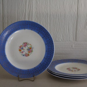 Vintage Set of 4 Royal Sebring Hawaiian Blue China Plates, 1940s Blue Lunch Plates with Flowers, Floral Bread Plates with Blue Rims