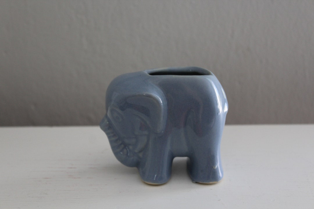 Mccoy Blue Elephant Planter Vintage Nelson Mccoy Pottery Blue Etsy