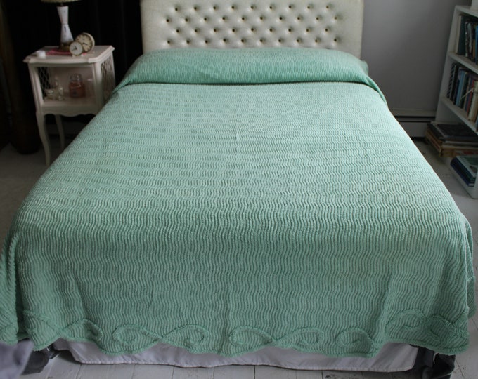 Vintage Twin Green Chenille Bedspread, Single Green Chenille Spread, Grass Green Blanket, Summer
