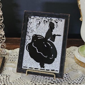 Vintage Foil Silhouette, Framed Silhouette of Victorian Lady on Foil, Right Facing Silhouette of Woman in Black Frame, Tin Foil Picture