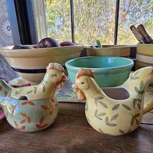 Vintage Yellow and Green Rooster Creamer and Chicken Sugar Bowl, Rooster and Chicken Sugar and Creamer, Farm Kitchen Ceramic Rooster and Hen