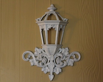 Vintage Large Universal Statuary Wall Lantern, White Lantern Wall Hanging, 19th c. Style Carriage Lantern Wall Plaque, 1970s Wall Planter