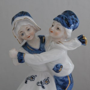 Vintage Vienna Woods Seymour Mann Delft China Dancing Couple Figurine, Blue & White Dancers Knick Knack, Christmas Figurine, Winter Dancers image 3