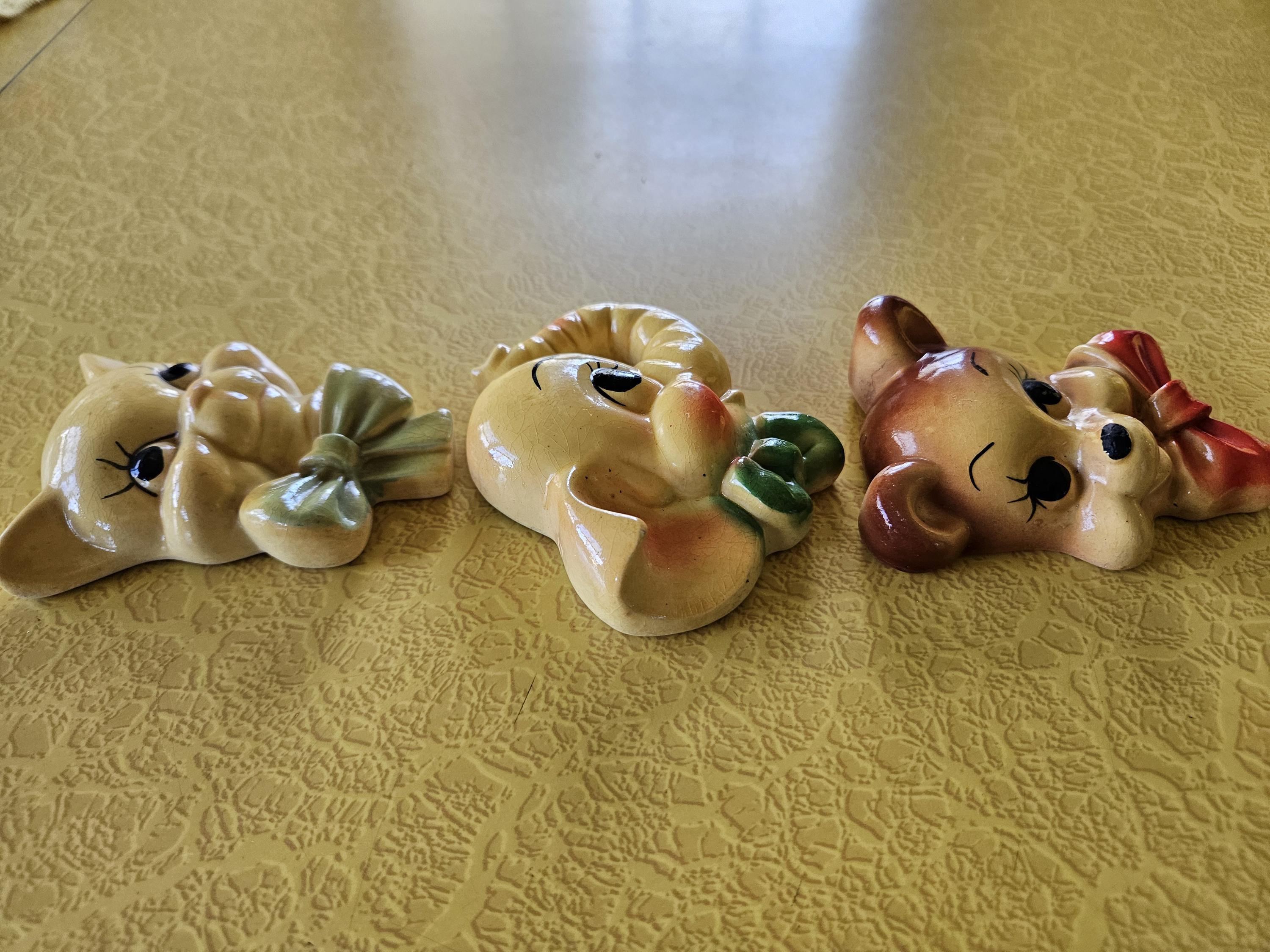 Vintage Set of 3 Animal Chalkware Plaques, Chalkware Cat, Elephant and ...