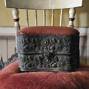 Antique Silver Collar Box with Repousse Flowers and Red Fabric, Victorian Silverplated Box, Vintage Ornate Silver Jewelry Box, Dresser Box