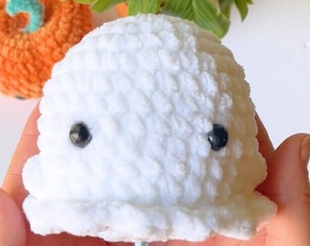 Amigurumi Crochet Ghost Pattern Perfect for Beginner Crocheters