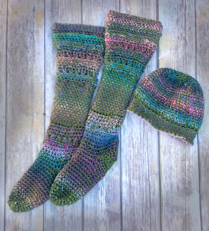 Booties Rainbow Fish Thick n' Quick Socks Crochet Pattern, Crochet Booties, Crochet Socks image 5