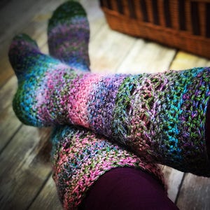 Booties Rainbow Fish Thick n' Quick Socks Crochet Pattern, Crochet Booties, Crochet Socks image 3