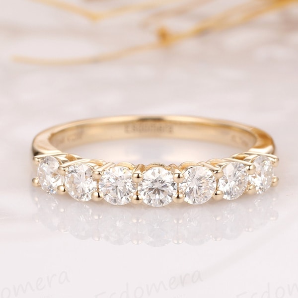 Moissanite Band - Etsy