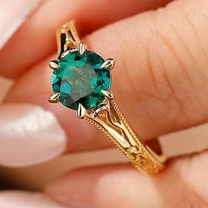 Solid Gold Green Gemstone Engagement Ring, Antique Filigree Emerald Ring, Solitaire Round Cut Emerald Wedding Ring, Anniversary Ring,