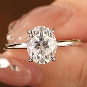 2ct Oval Moissanit Gold Verlobungsring, Braut Art Deco Anninersary Ring, klassischer handgemachter Schmuck Ring, ovaler Solitär Ring für Liebhaber