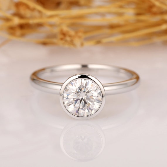 10k Gold 6.5mm CZ Solitaire Promise or Engagement Ring 10k Gold 6.5mm CZ Solitaire Promise or Engagement Ring