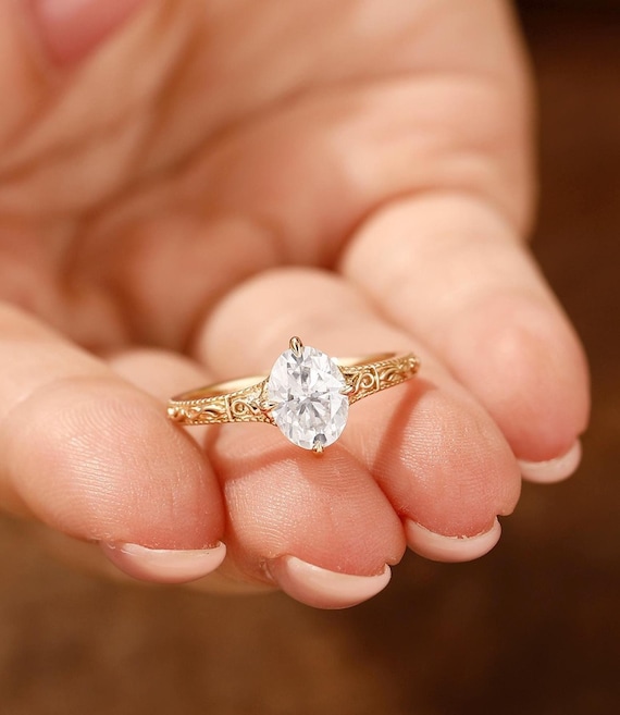 Oval 1.5CT Moissanite Engagement Ring, Art Deco Leaf Vine Engraved