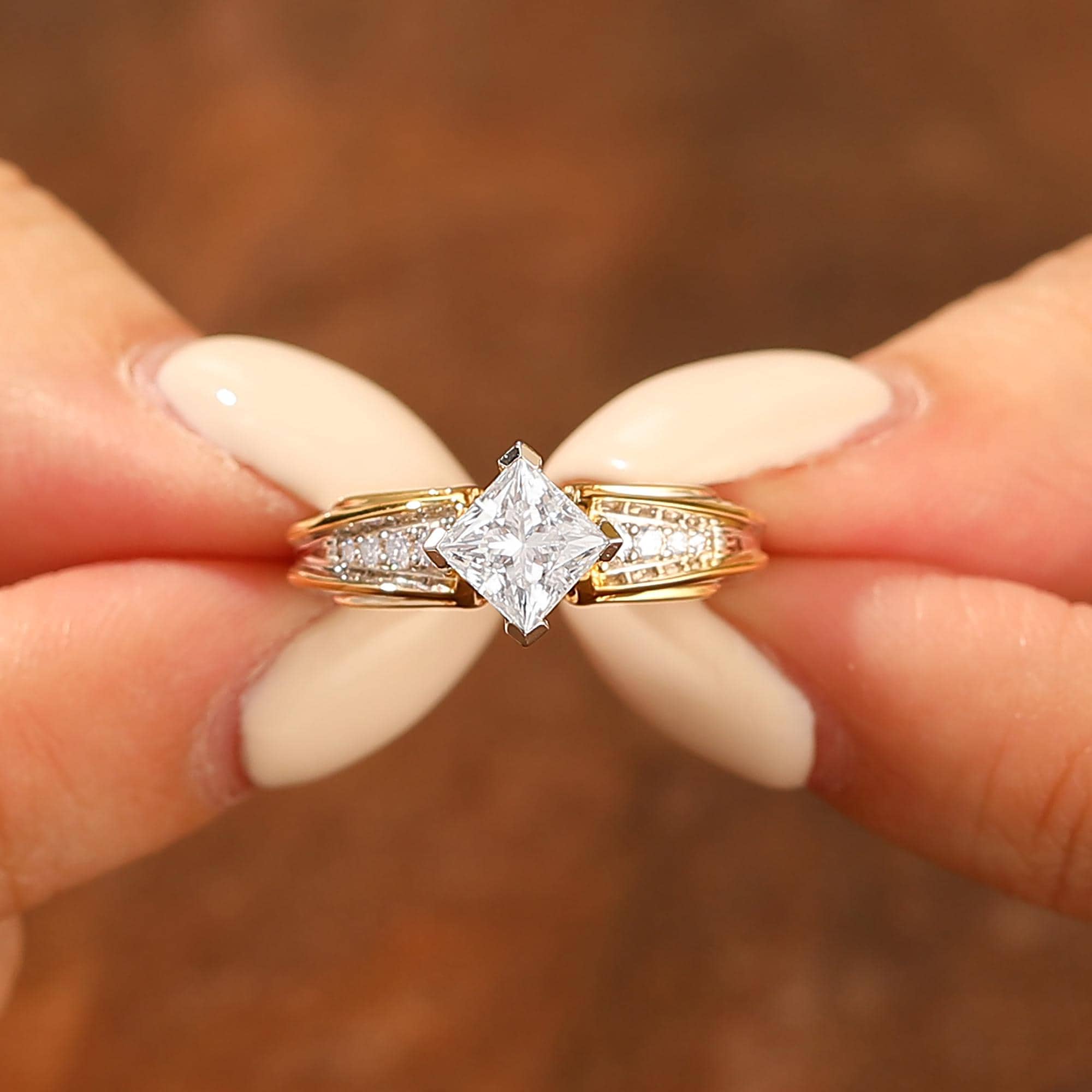 Zelda Triforce 1CT Princess Cut Moissanite Engagement Ring, V