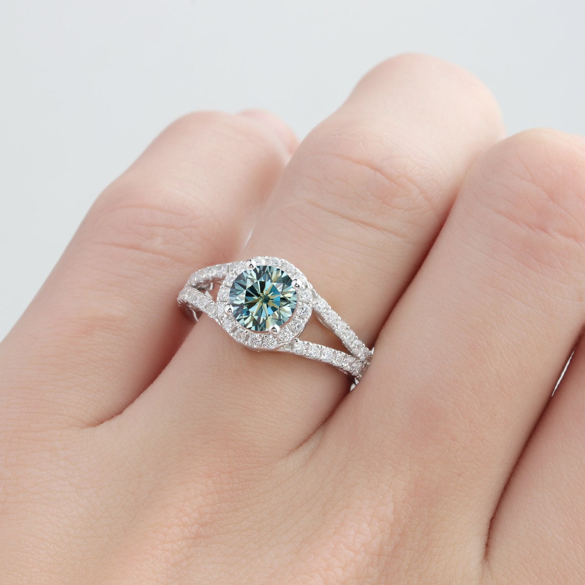 Blue Moissanite Engagement Ring 1CT Round Cut Moissanite Etsy