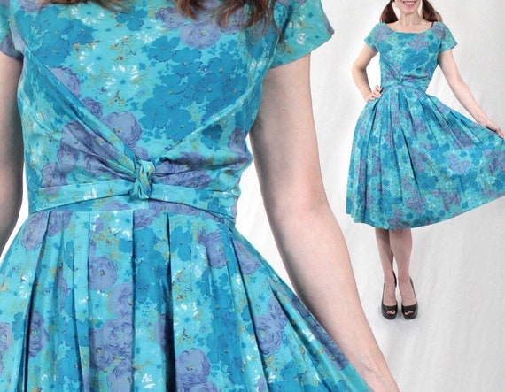 1950s blue flowers floral fit and flare dress medium size