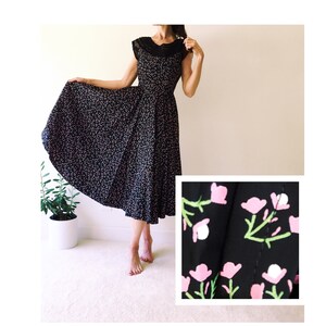 Vintage 1950s evening dress XS 2 women black pink formal 50s pin-up prom dress/fit flare full circle skirt sheer lace ruffle floral dress