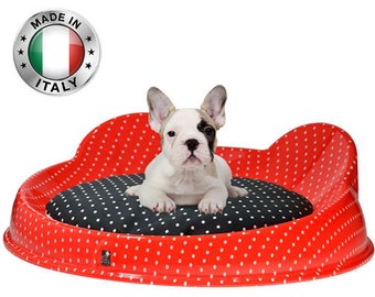 Perrera para perros y gatos pequeños | serigrafiada a mano color rojo con lunares blancos | cojín reversible con funda extraíble y lavable | uso interno