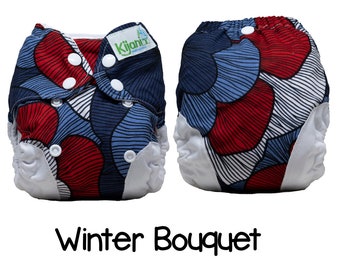 US: Newborn Cover (6-15 lbs), Winter Bouquet, Adjustable, Wipeable Newborn Cloth Diaper Cover, Ships from US