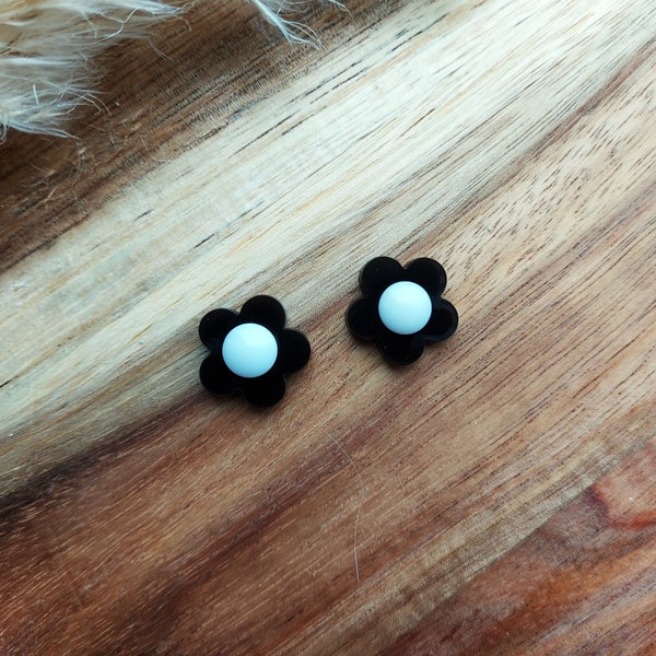 Small Daisy Studs In Black And White, 60s Inspired, Resin Earrings By RosieMays