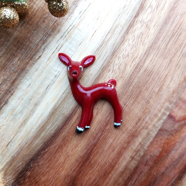 Retro Berry Red Deer Brooch, 1950s Inspired Woodland Pin, Hand Painted Costume Jewellery, Retro Gift for Animal Lover