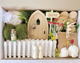 DIY Natural Fairy Door Box (white fence and pebbles)